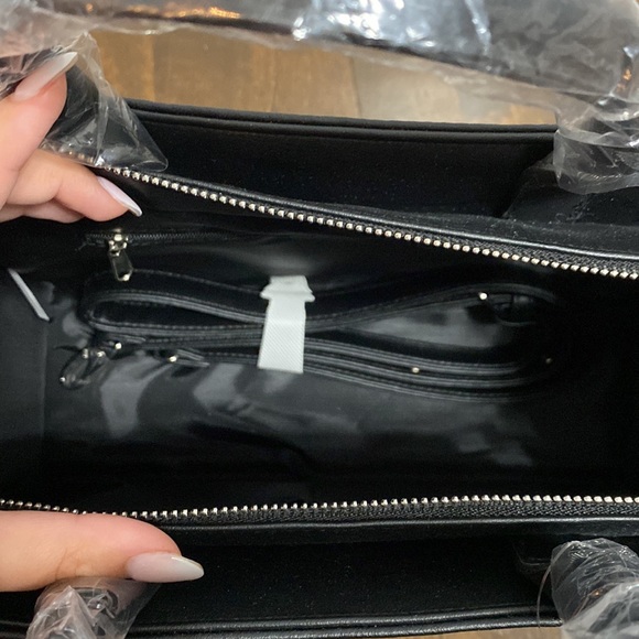 Michel Germain Black Handbag with Additional Strap - Picture 7 of 8